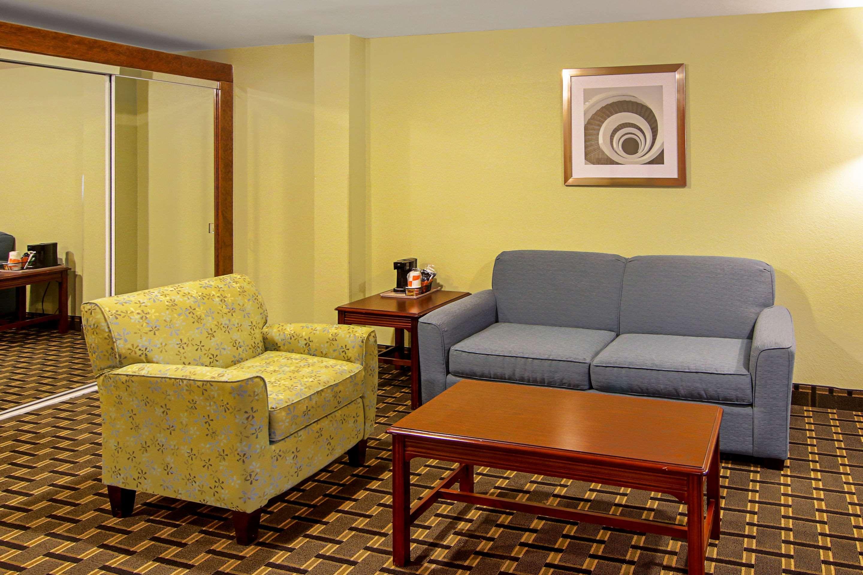 Quality Inn Plainfield I-395 Εξωτερικό φωτογραφία