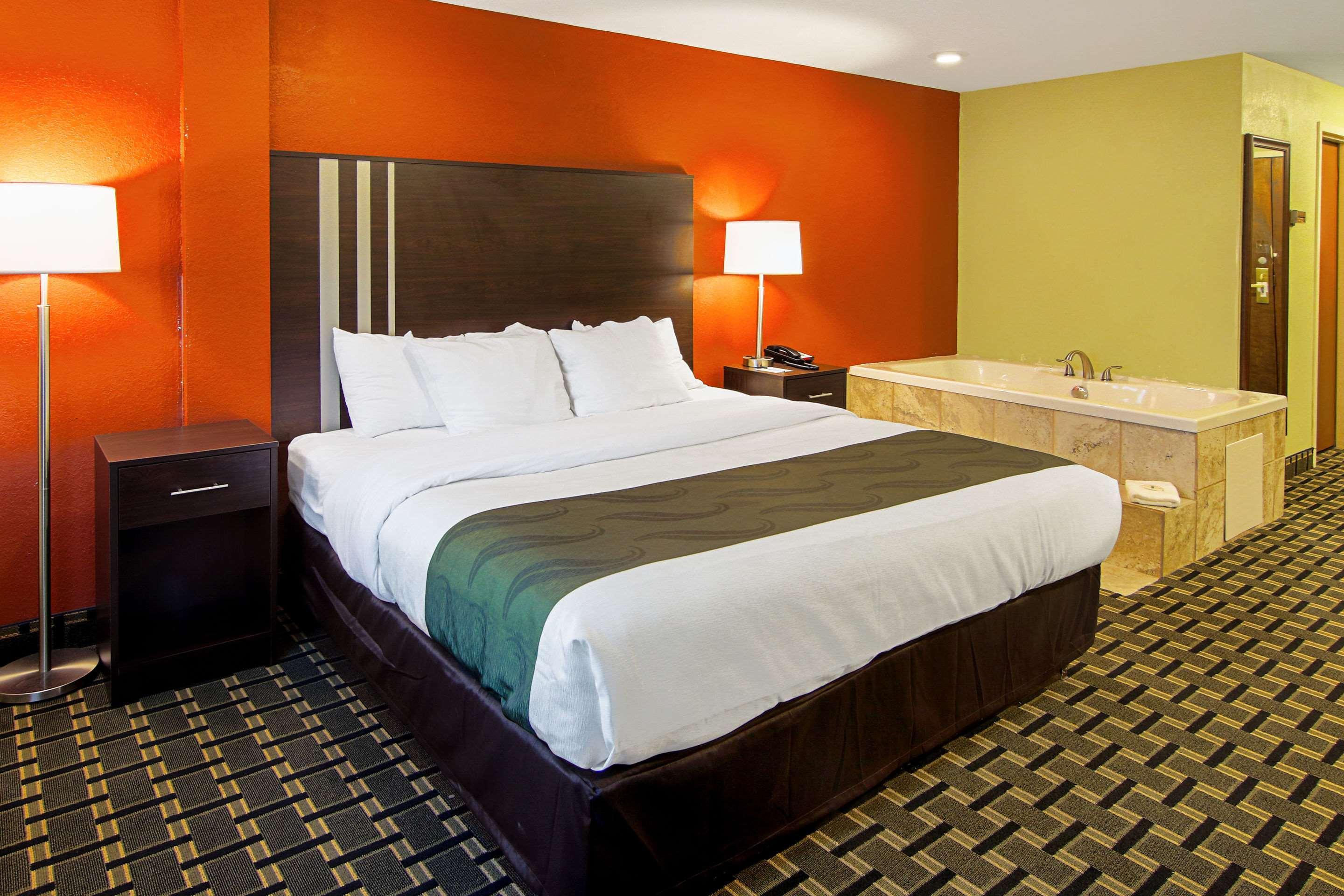 Quality Inn Plainfield I-395 Εξωτερικό φωτογραφία