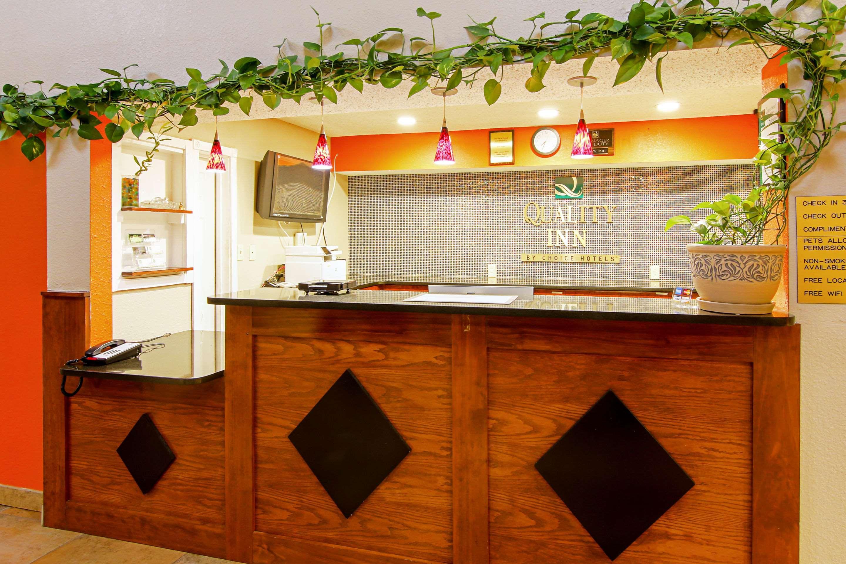 Quality Inn Plainfield I-395 Εξωτερικό φωτογραφία