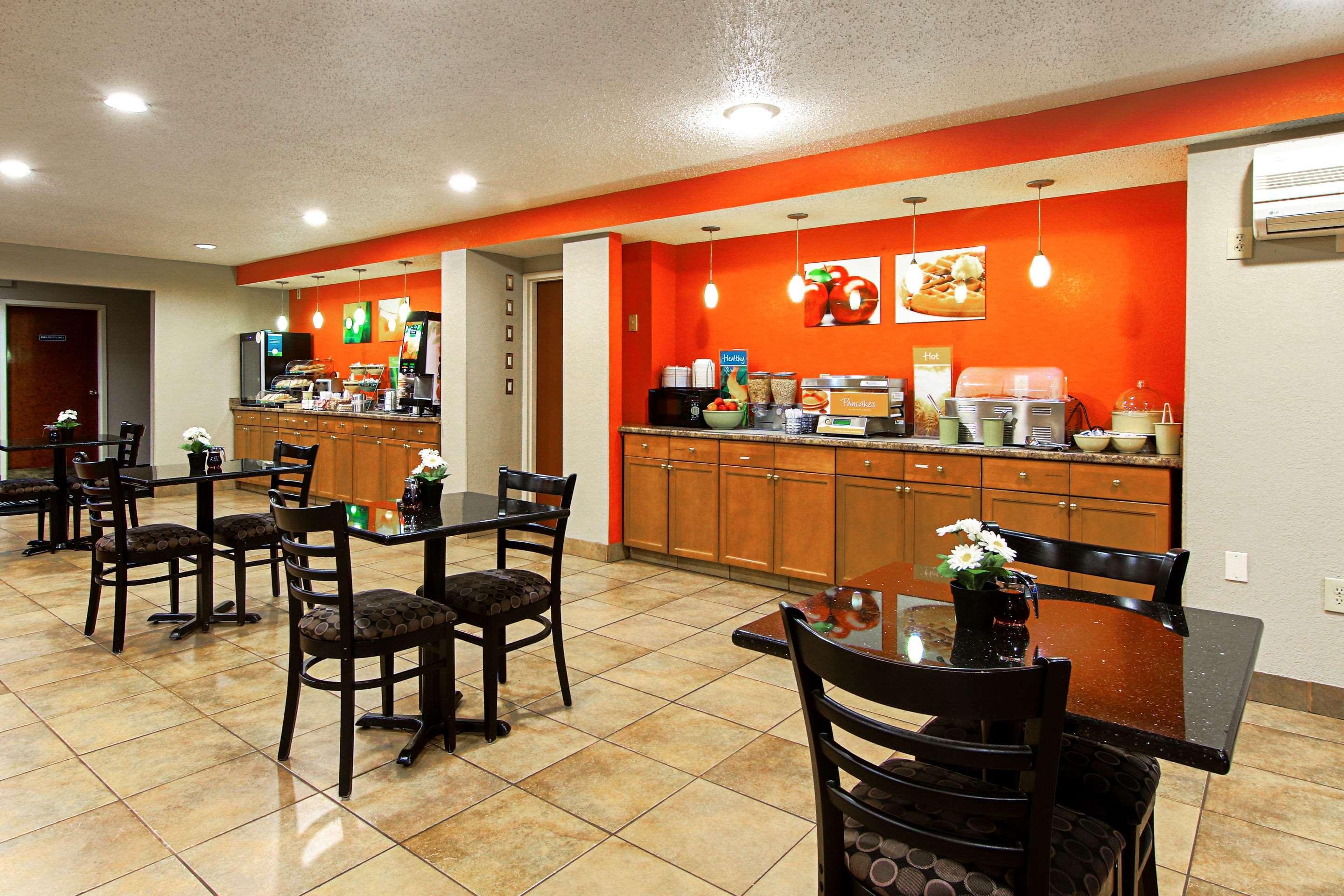 Quality Inn Plainfield I-395 Εξωτερικό φωτογραφία