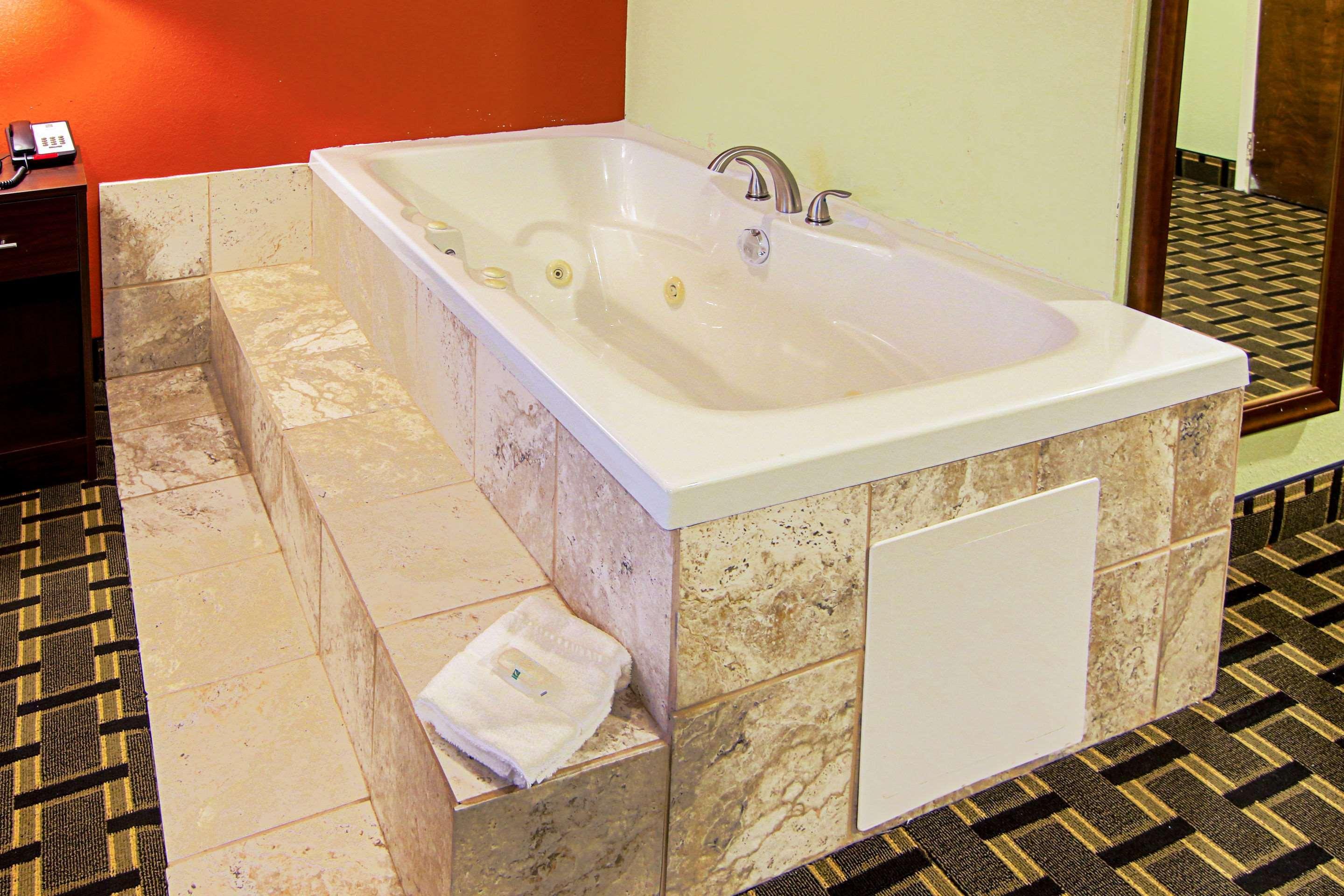 Quality Inn Plainfield I-395 Εξωτερικό φωτογραφία
