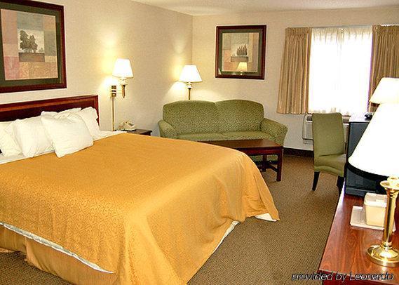Quality Inn Plainfield I-395 Δωμάτιο φωτογραφία