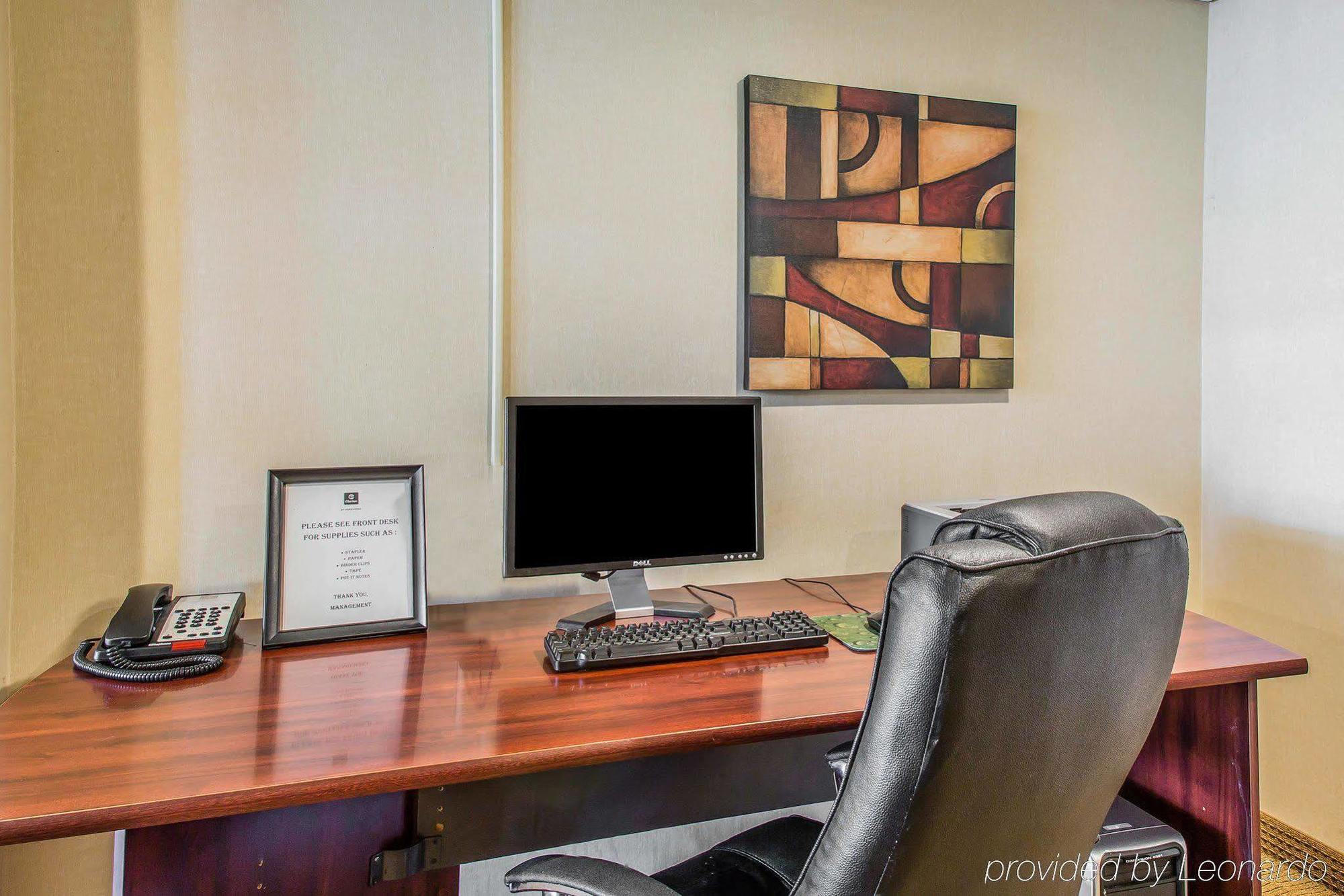 Quality Inn Plainfield I-395 Εξωτερικό φωτογραφία