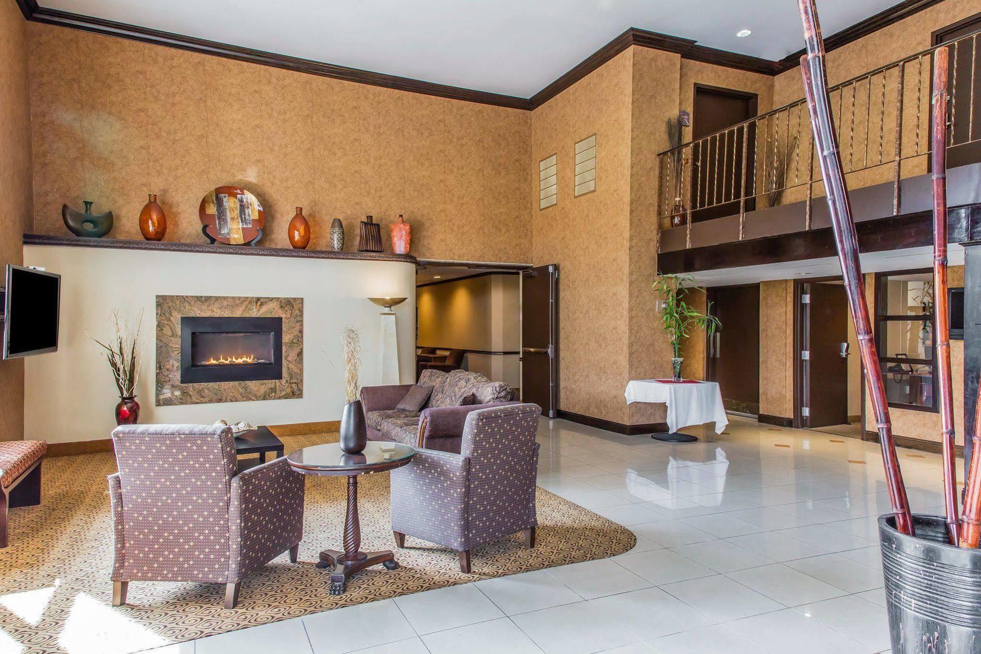 Quality Inn Plainfield I-395 Εξωτερικό φωτογραφία