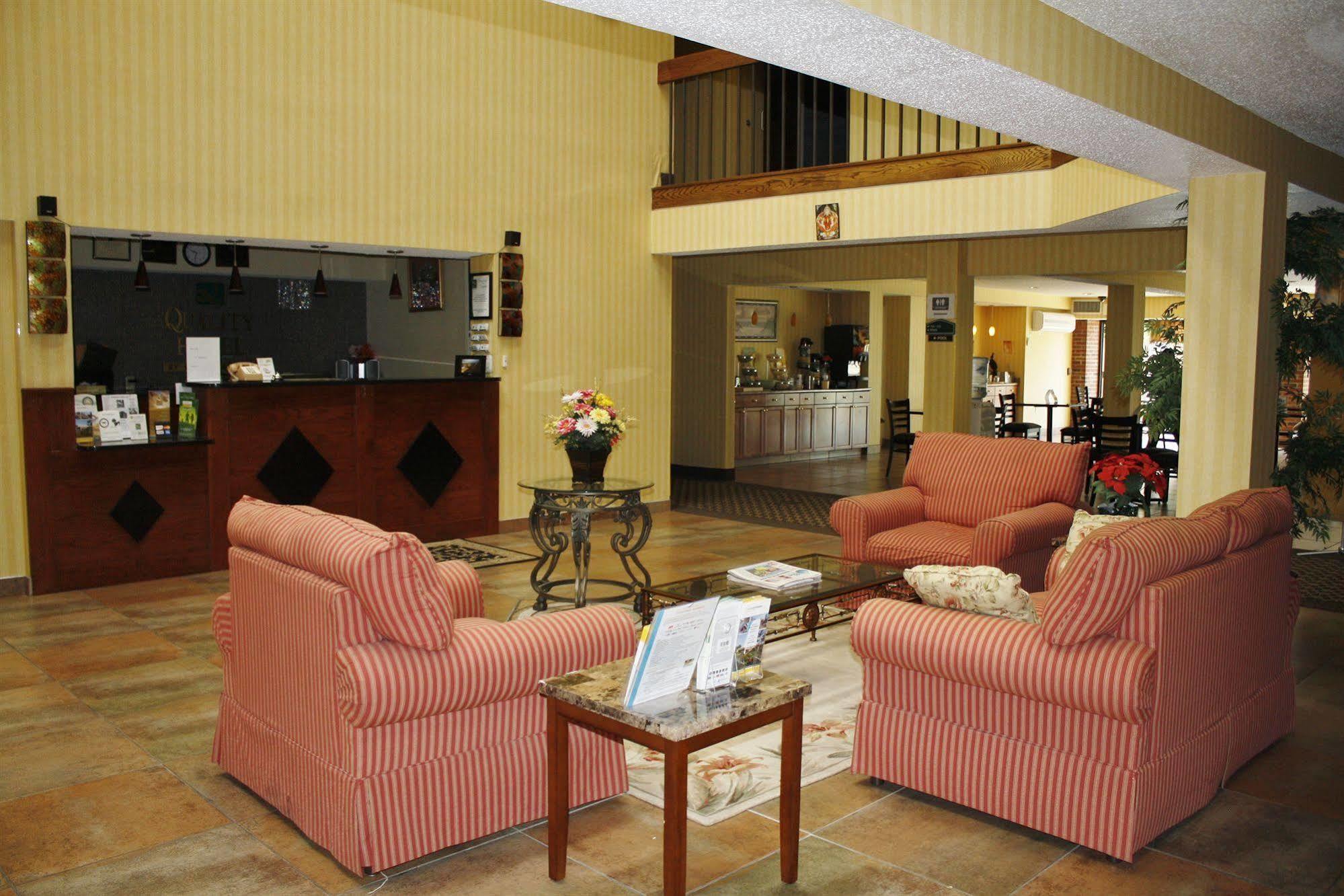 Quality Inn Plainfield I-395 Εξωτερικό φωτογραφία
