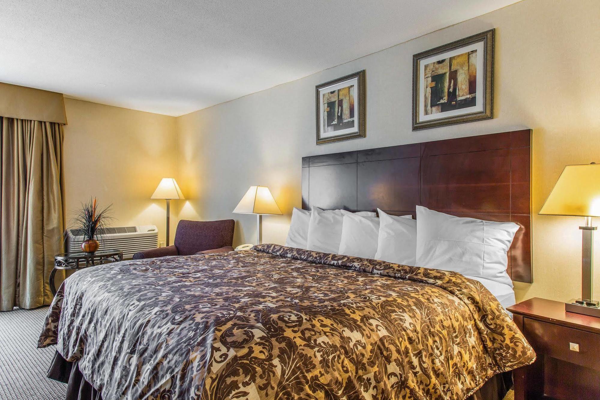 Quality Inn Plainfield I-395 Εξωτερικό φωτογραφία