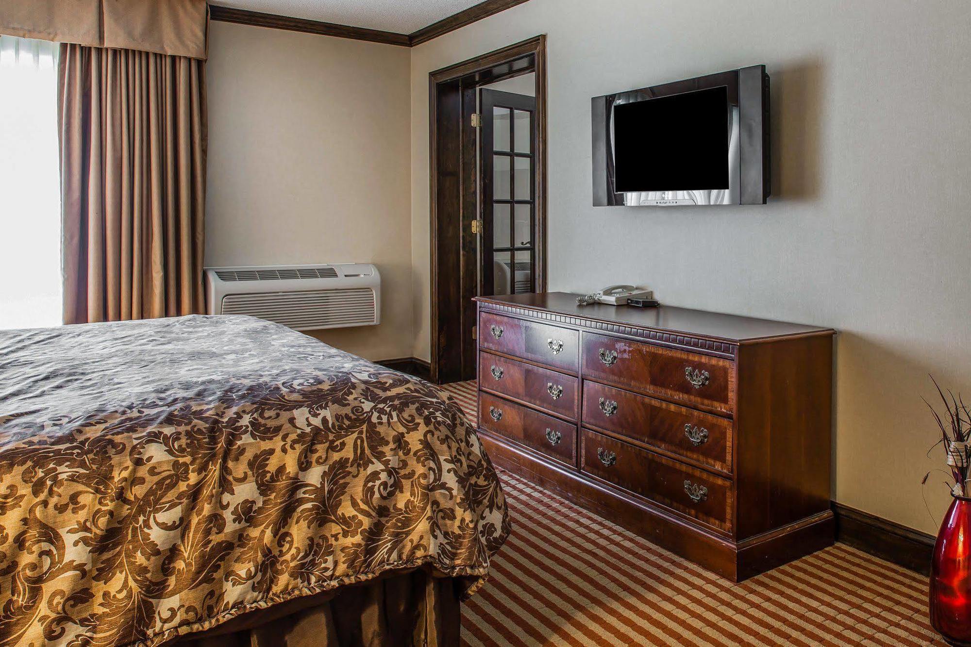 Quality Inn Plainfield I-395 Εξωτερικό φωτογραφία
