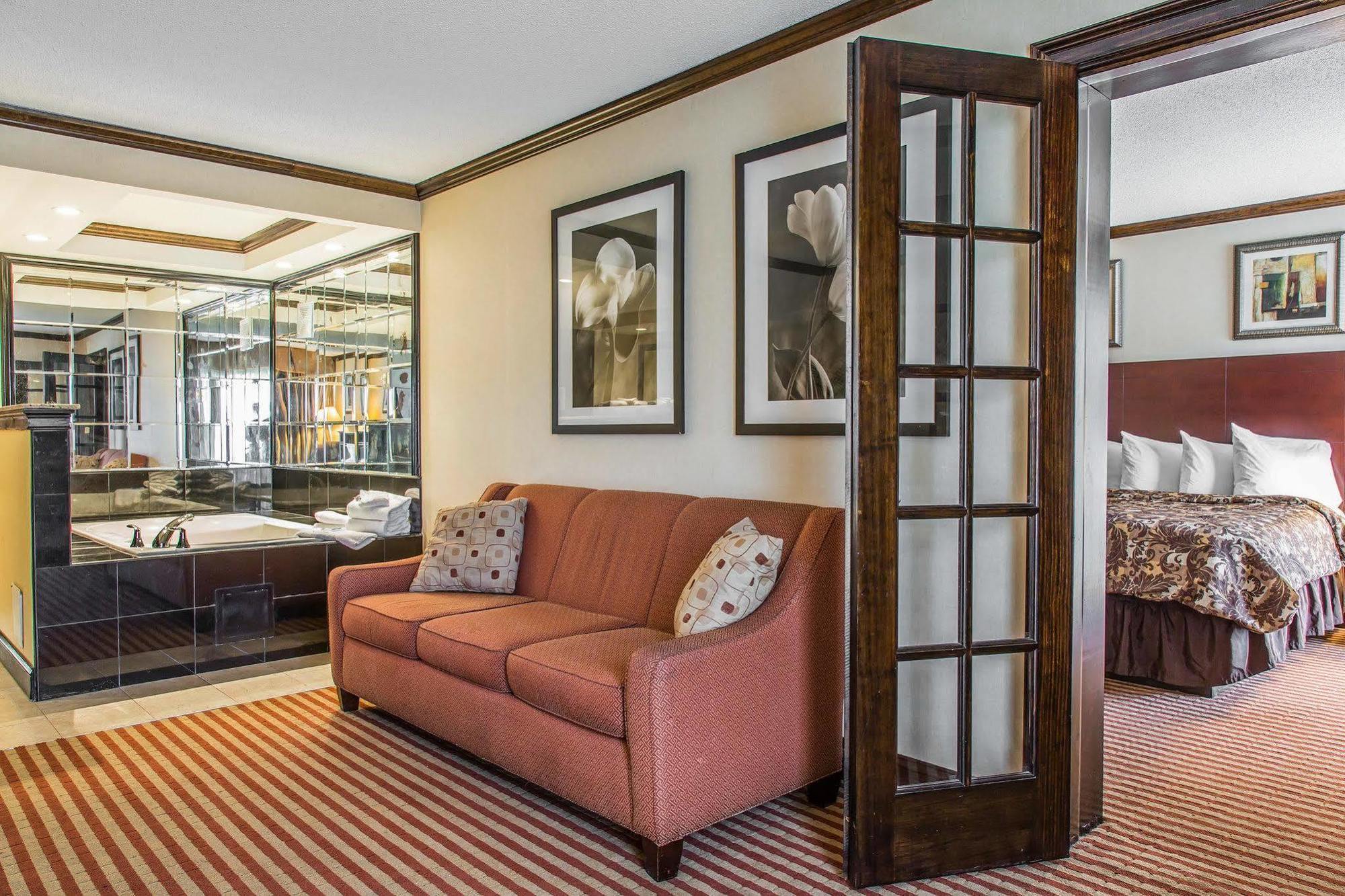 Quality Inn Plainfield I-395 Εξωτερικό φωτογραφία