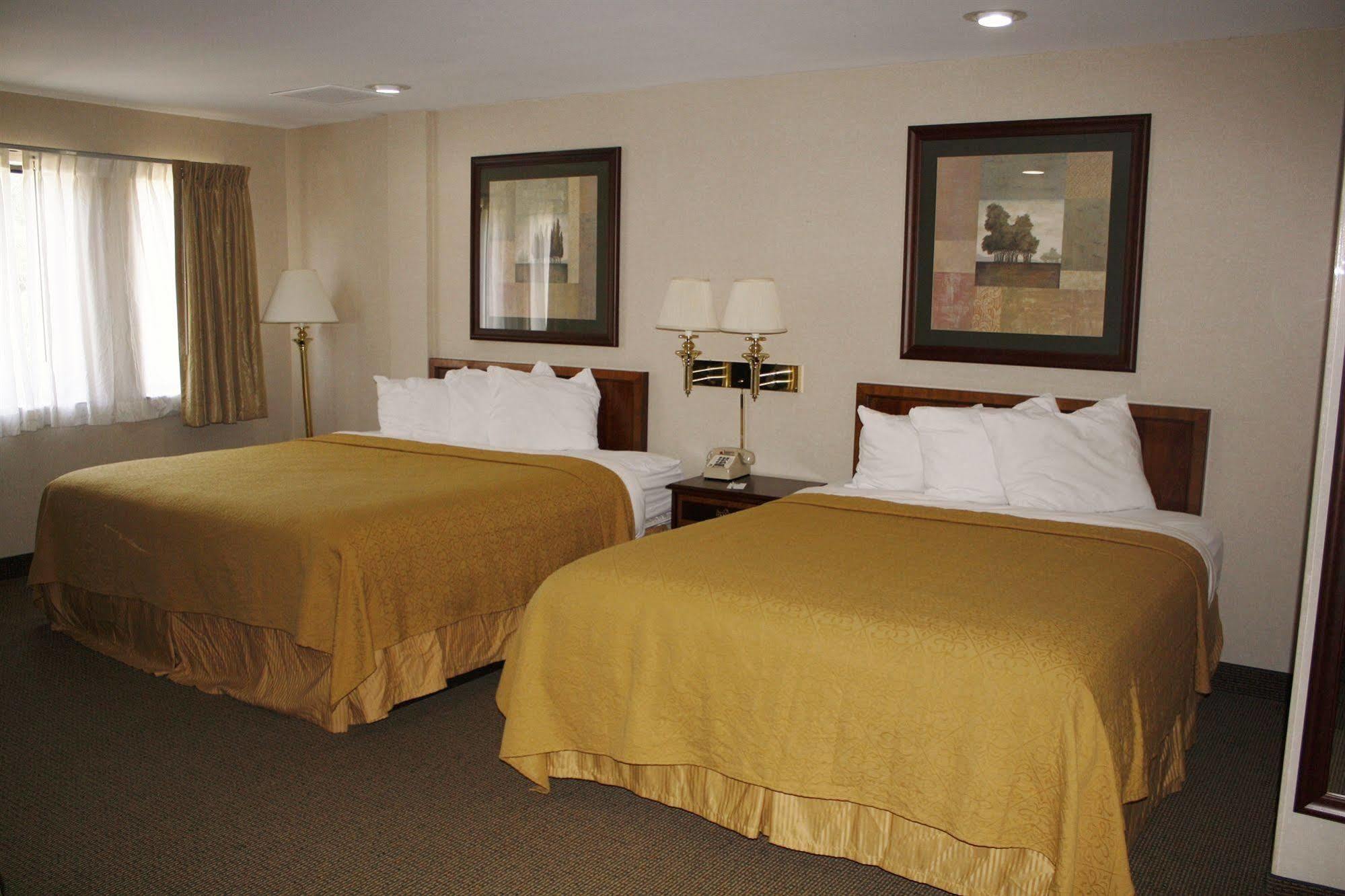 Quality Inn Plainfield I-395 Εξωτερικό φωτογραφία